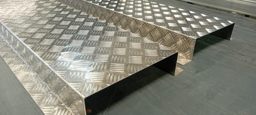 Aluminium tread plate chequer - aluminium, plate/chequer