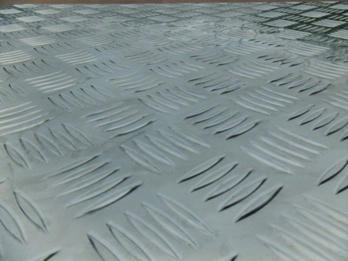 Aluminium chequer - aluminium,