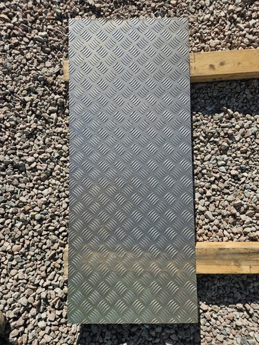 3mm aluminium chequer tread - chequer,
